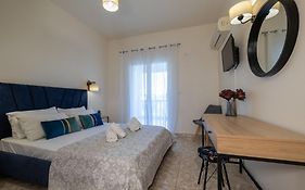 Kamara Apartments